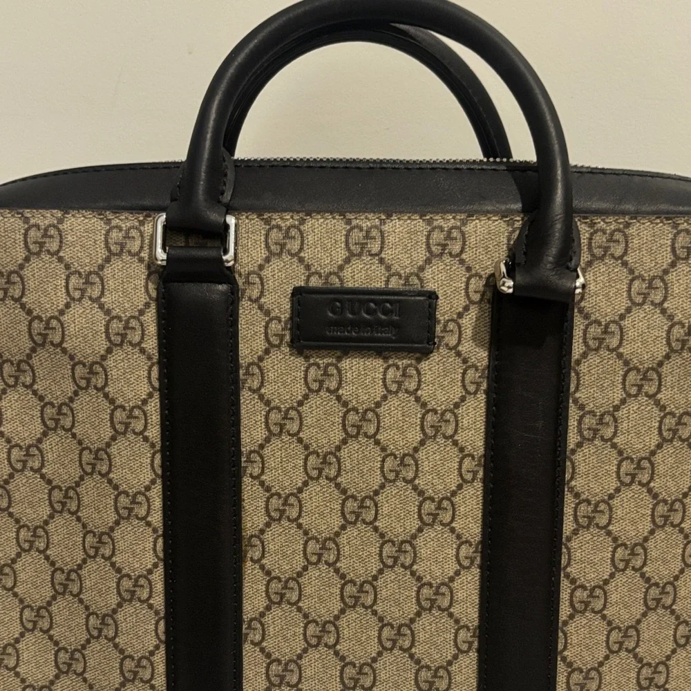 Gucci Beige and Black Briefcase - Picture 3 of 16